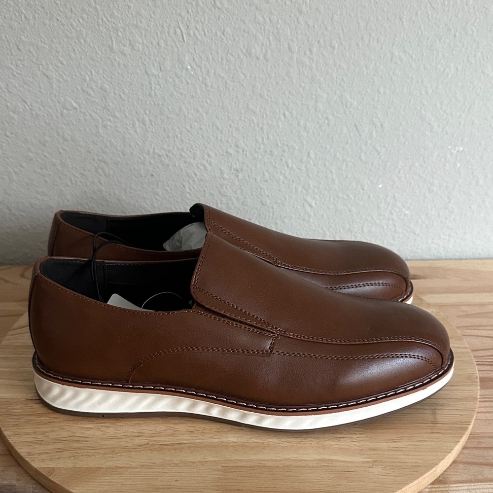 Stafford Carson Boys Round Closed Toe Slip-On Shoe new 7M